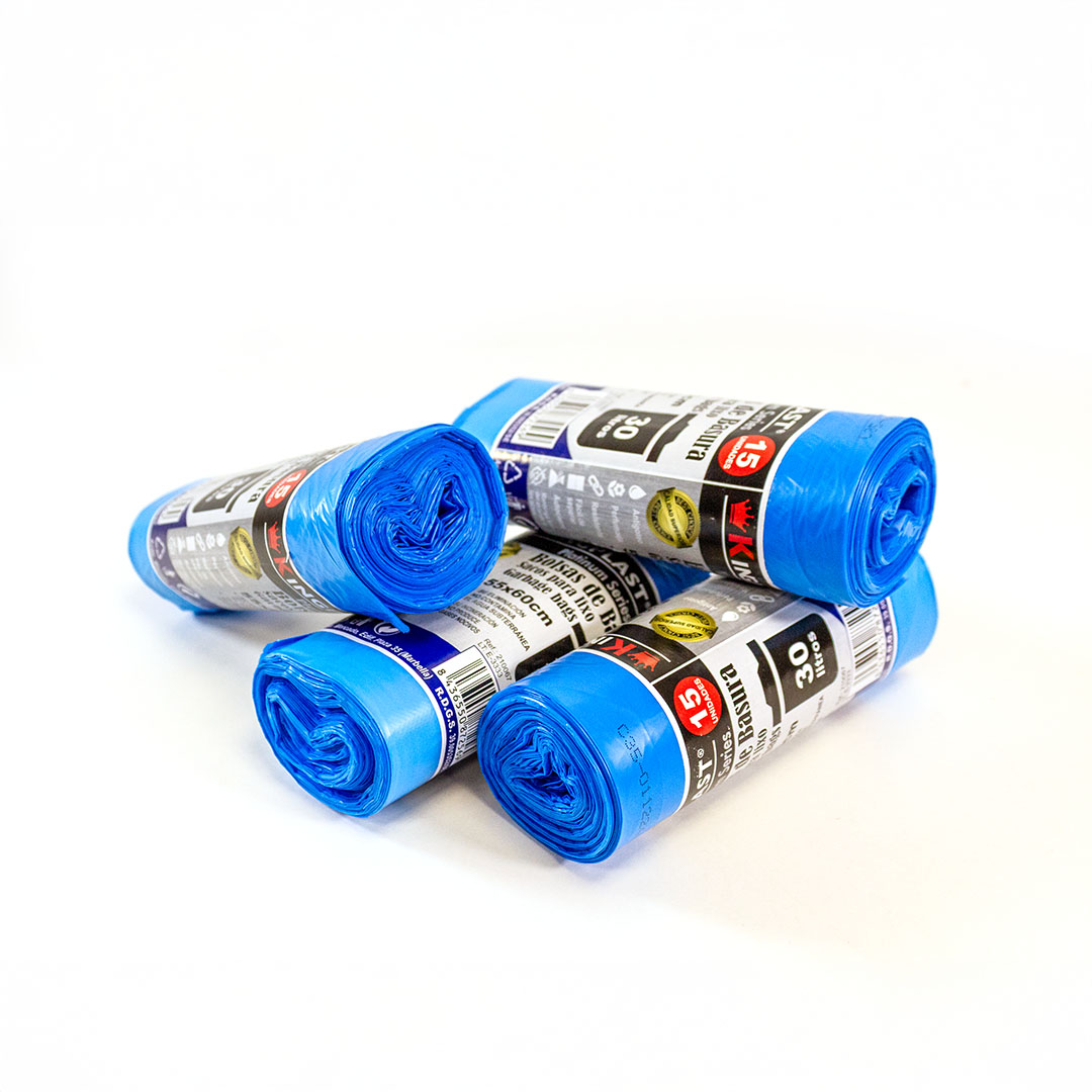 varios rollos de bolsas de basura azules para cubos medianos (05727)