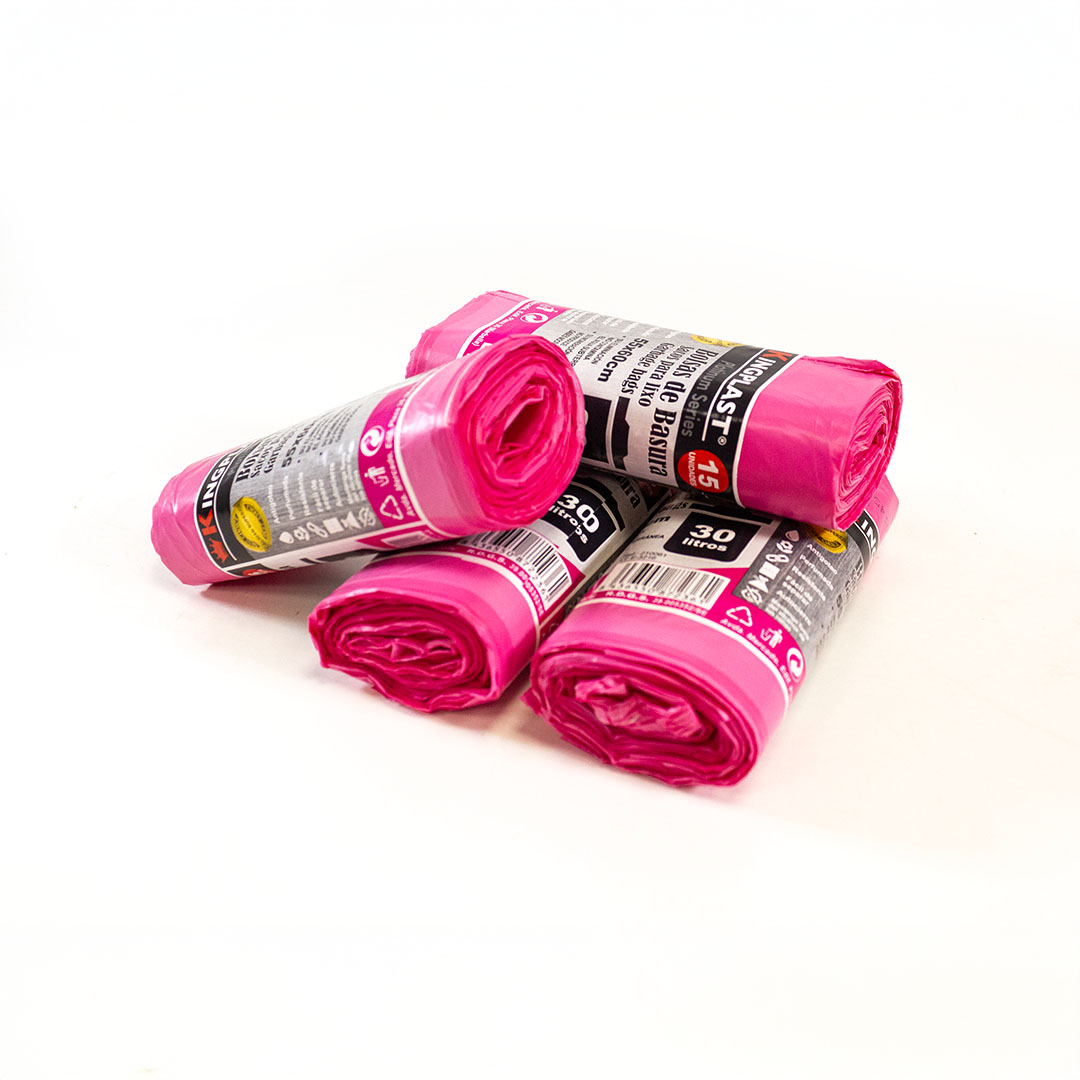 varios rollos de bolsas de basura color fucsia para cubos medianos (05723)