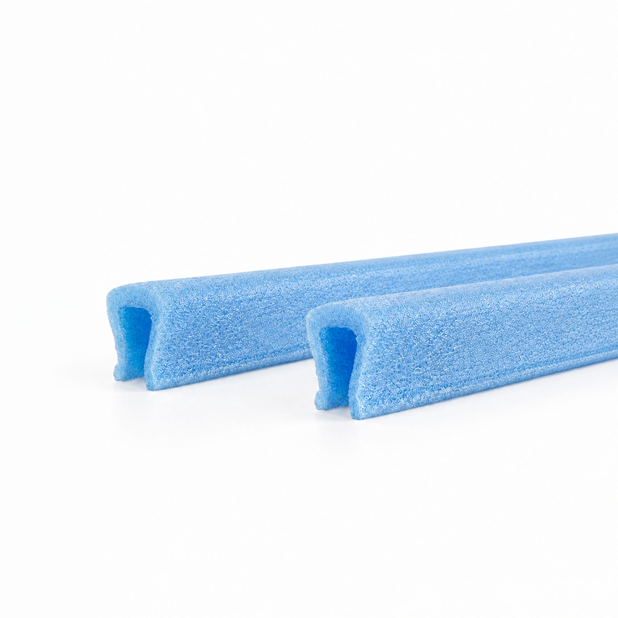 Dos perfiles de foam para proteger